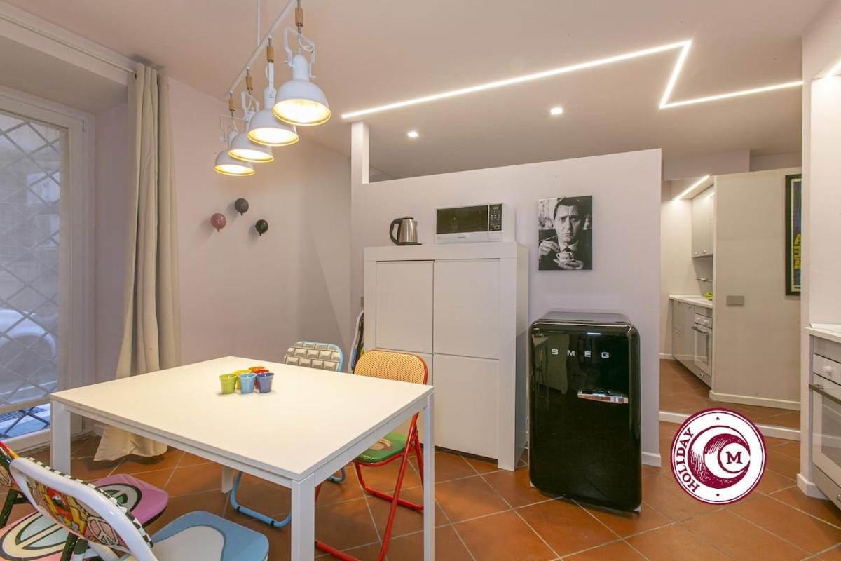 C M Barberini Vacation Apartamento