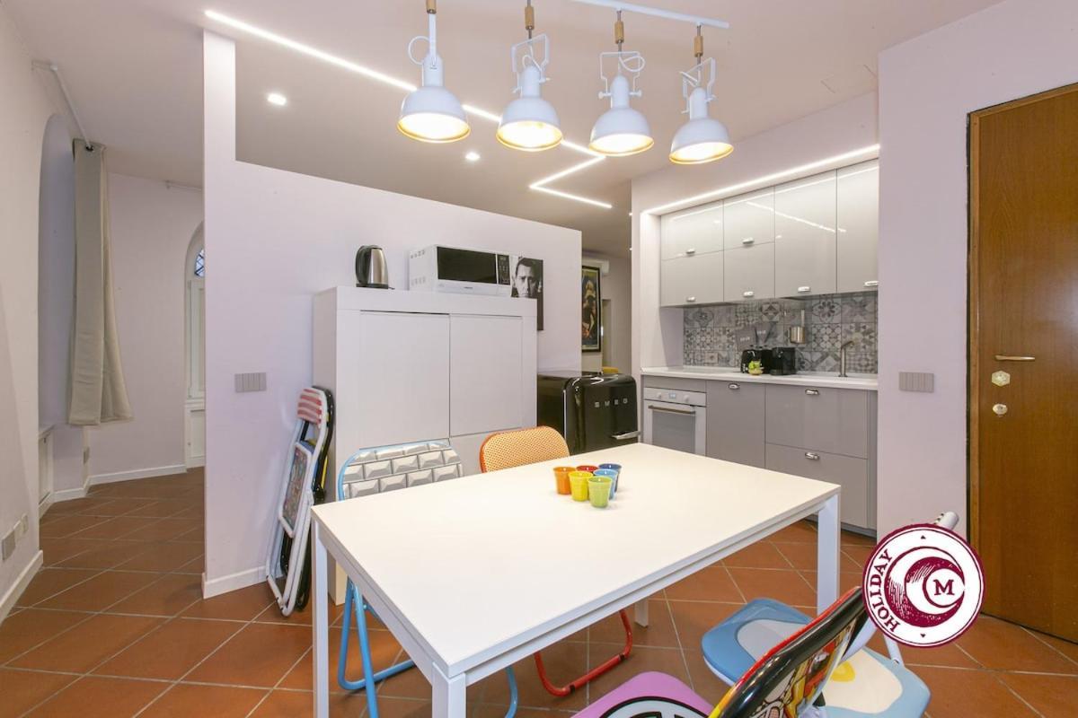 C M Barberini Vacation Apartamento